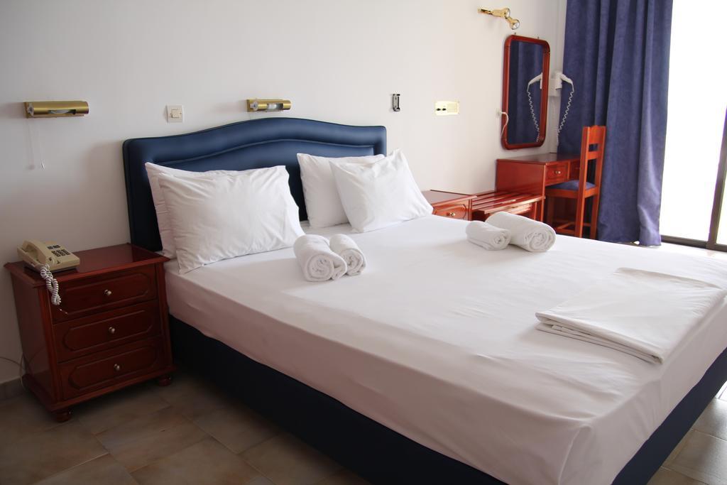 Mediterranean Hotel Karpathos Rum bild