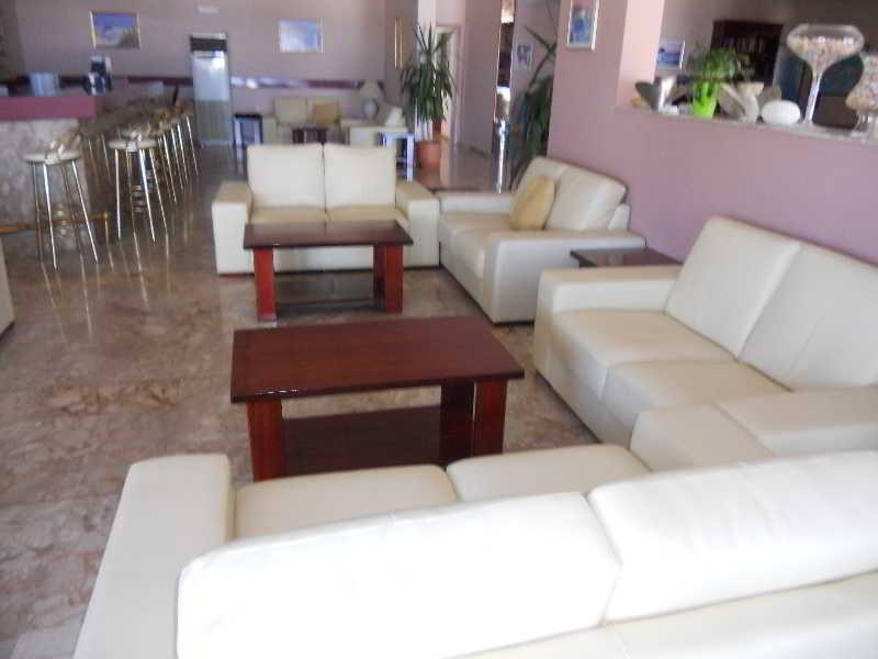 Mediterranean Hotel Karpathos Exteriör bild