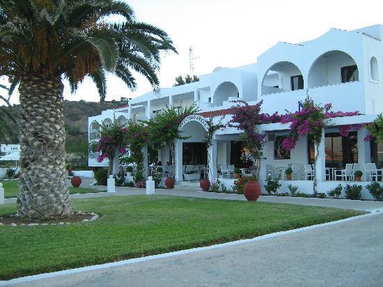 Mediterranean Hotel Karpathos Exteriör bild